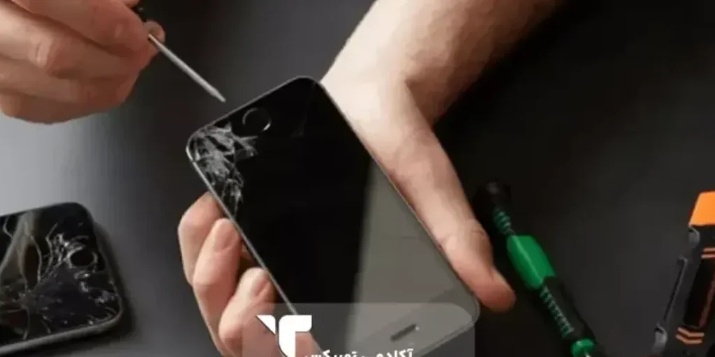 شغل تعمیر موبایل چیست